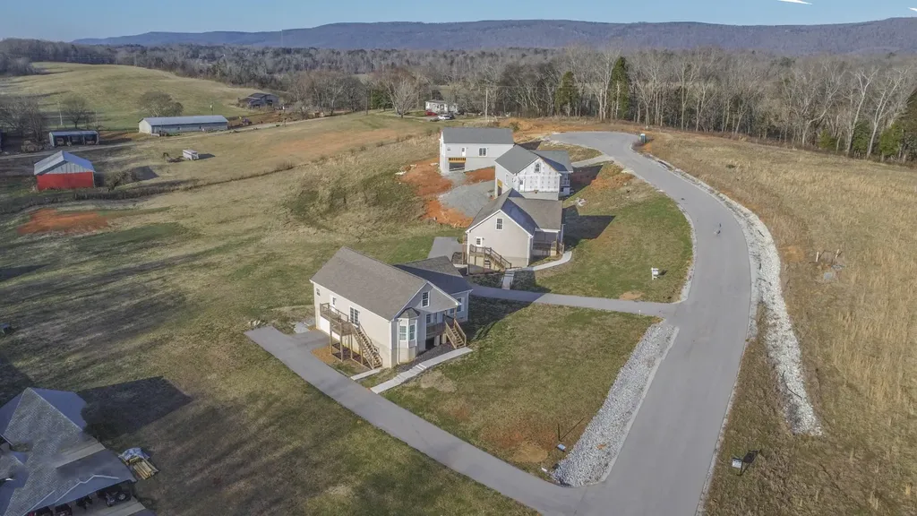 155 Waters Edge Drive Spring City TN 37381