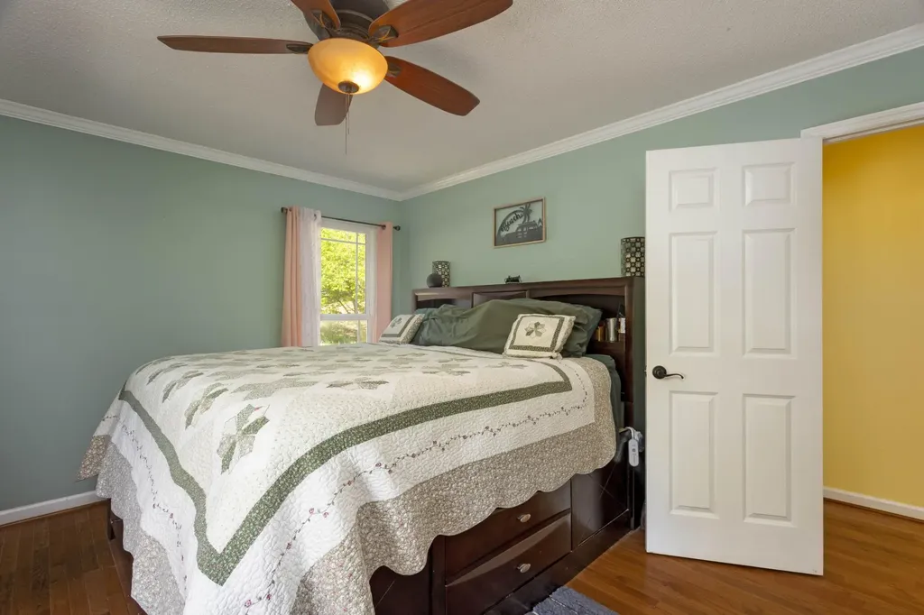 217 Roberts Road Spring City TN 37381