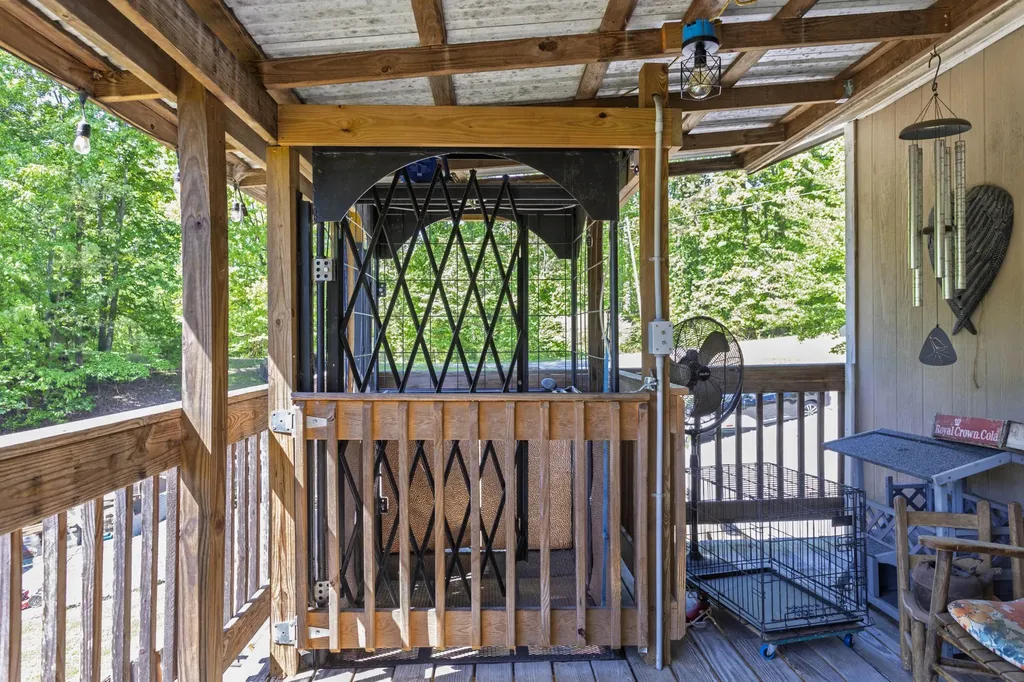 217 Roberts Road Spring City TN 37381
