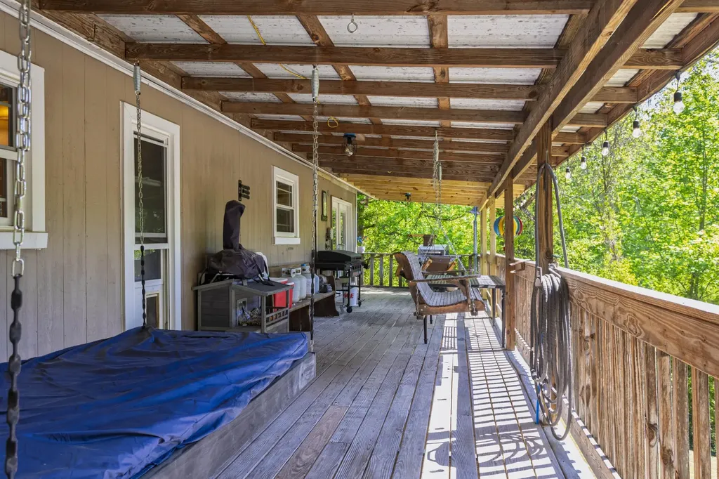 217 Roberts Road Spring City TN 37381