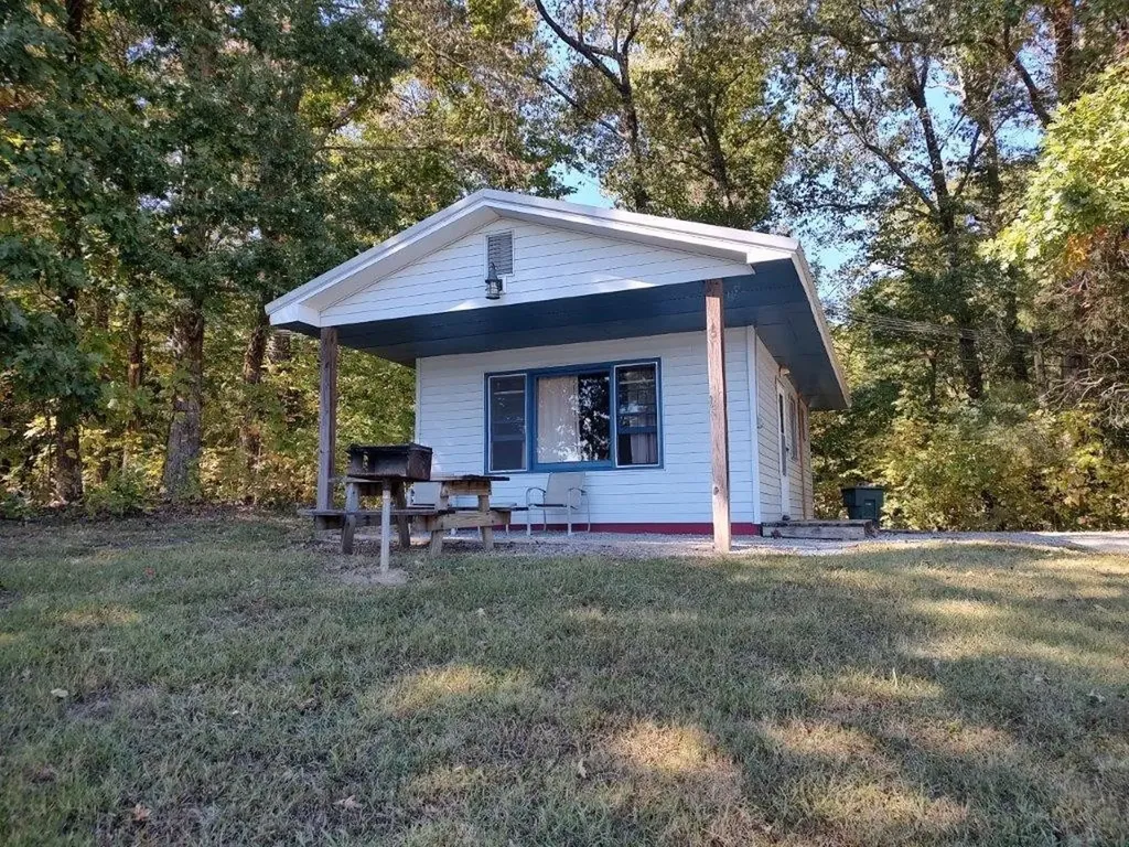 1093 Piney Point Road Spring City TN 37381