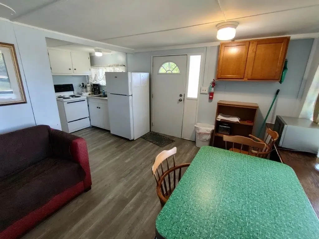 1093 Piney Point Road Spring City TN 37381