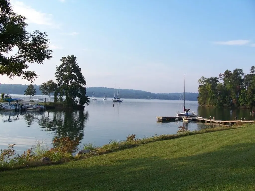 1093 Piney Point Road Spring City TN 37381