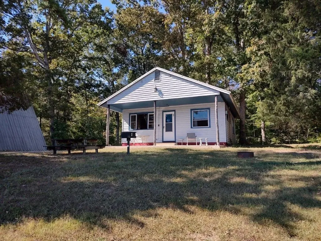 1093 Piney Point Road Spring City TN 37381