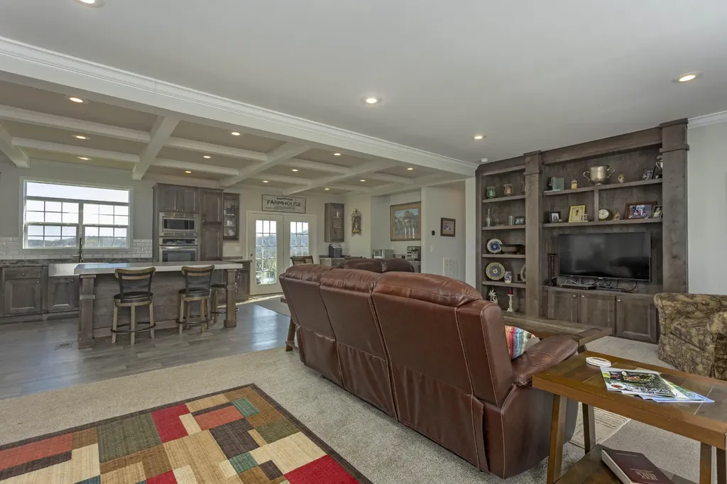 4637 Ideal Valley Road Spring City TN 37381