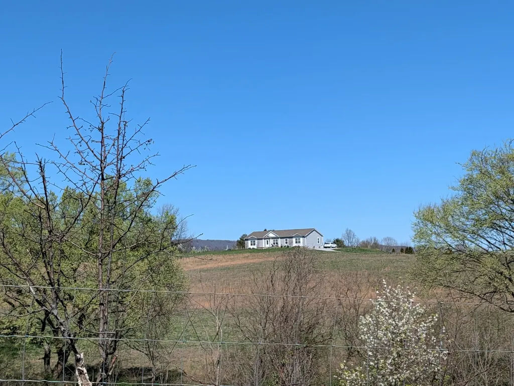 4637 Ideal Valley Road Spring City TN 37381
