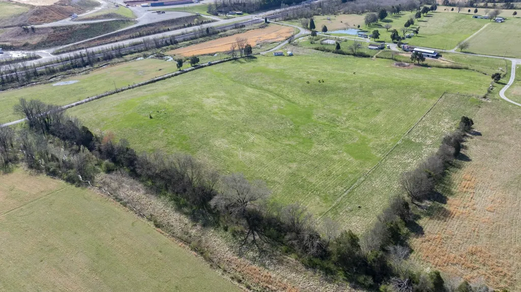 4637 Ideal Valley Road Spring City TN 37381