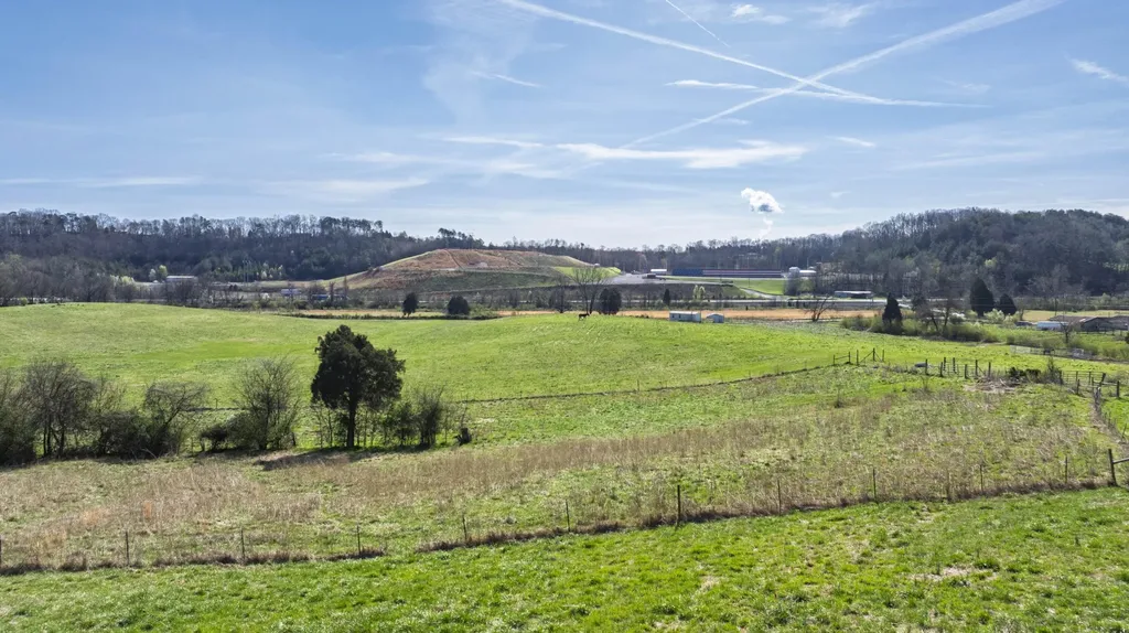 4637 Ideal Valley Road Spring City TN 37381