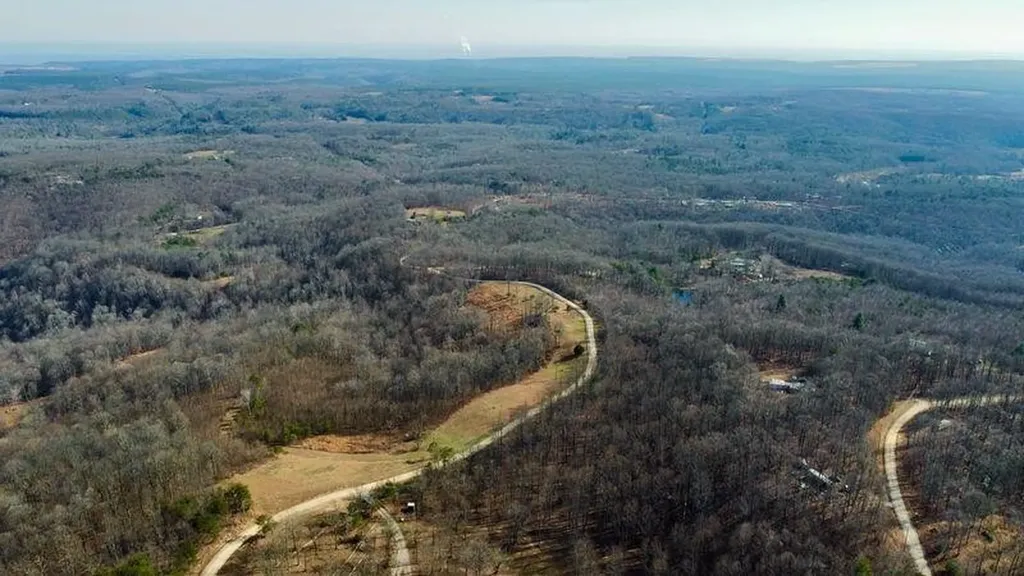 654 Briley Road Spring City TN 37381