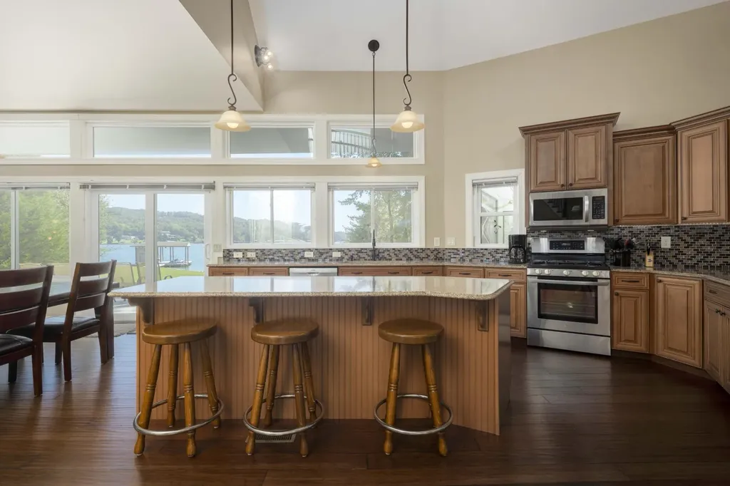199 Piney Bay Lane Spring City TN 37381
