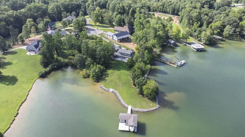 199 Piney Bay Lane Spring City TN 37381