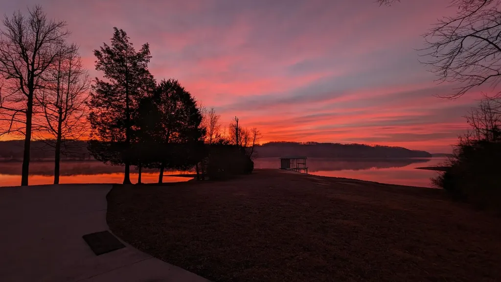 199 Piney Bay Lane Spring City TN 37381