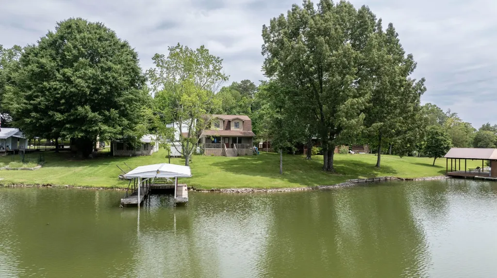246 Howell Drive Spring City TN 37381