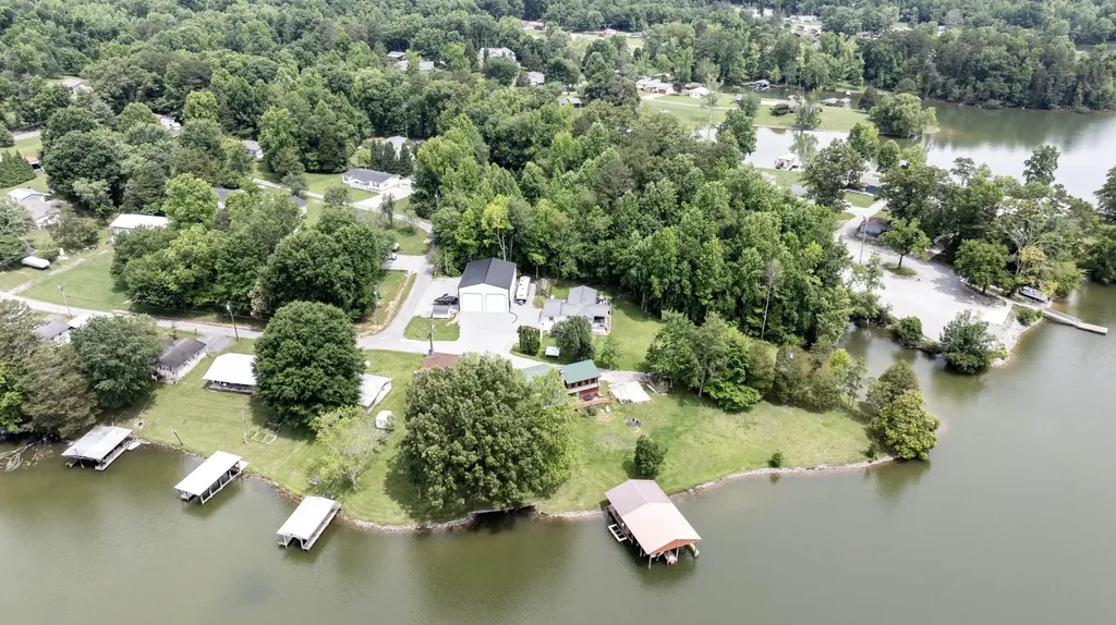 246 Howell Drive Spring City TN 37381