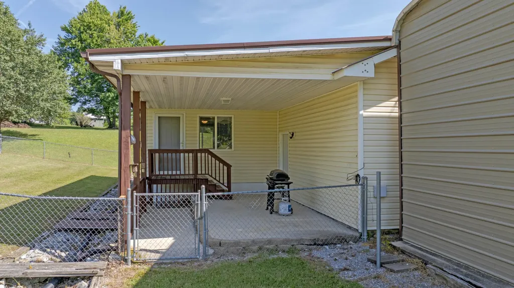 446 Upper Clear Creek Road Spring City TN 37381