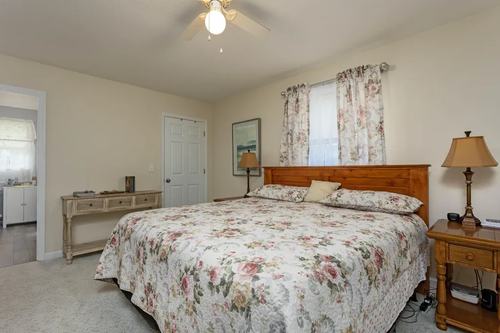 8664 Old Dixie Highway Spring City TN 37381