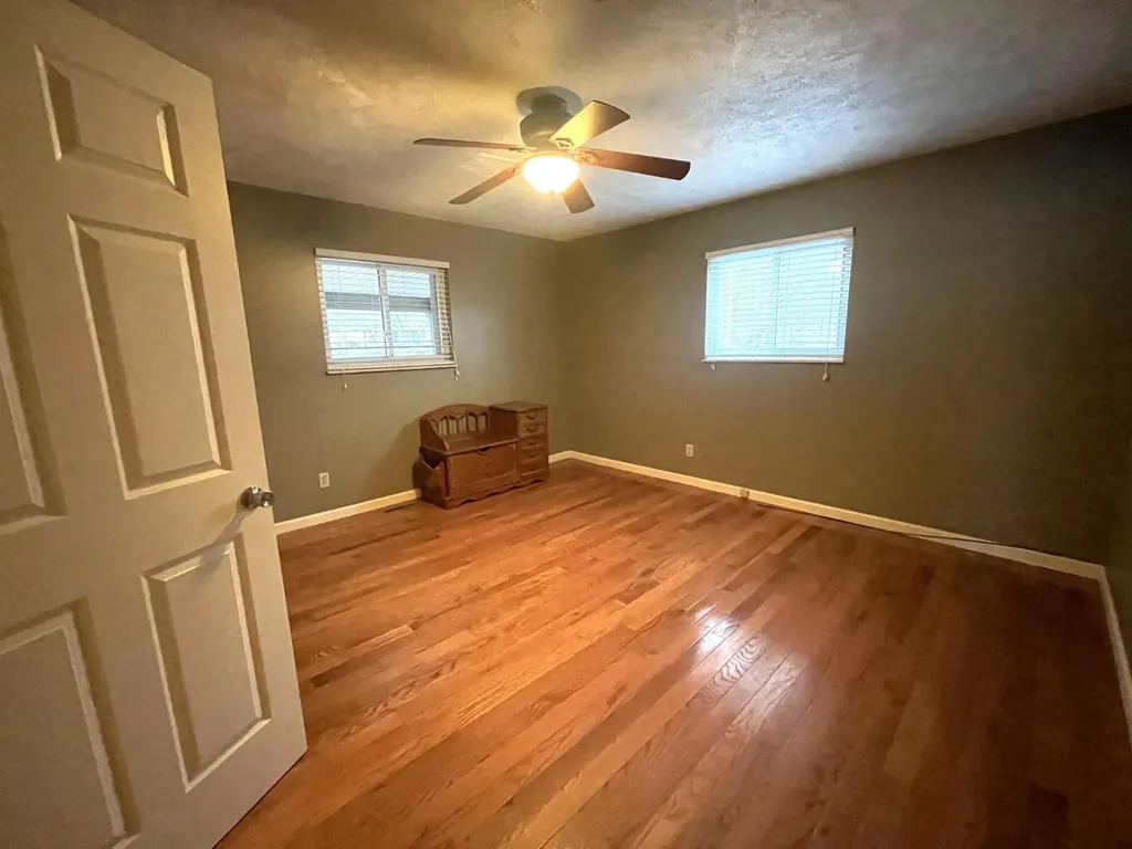 218 Lakeshore Court Spring City TN 37381