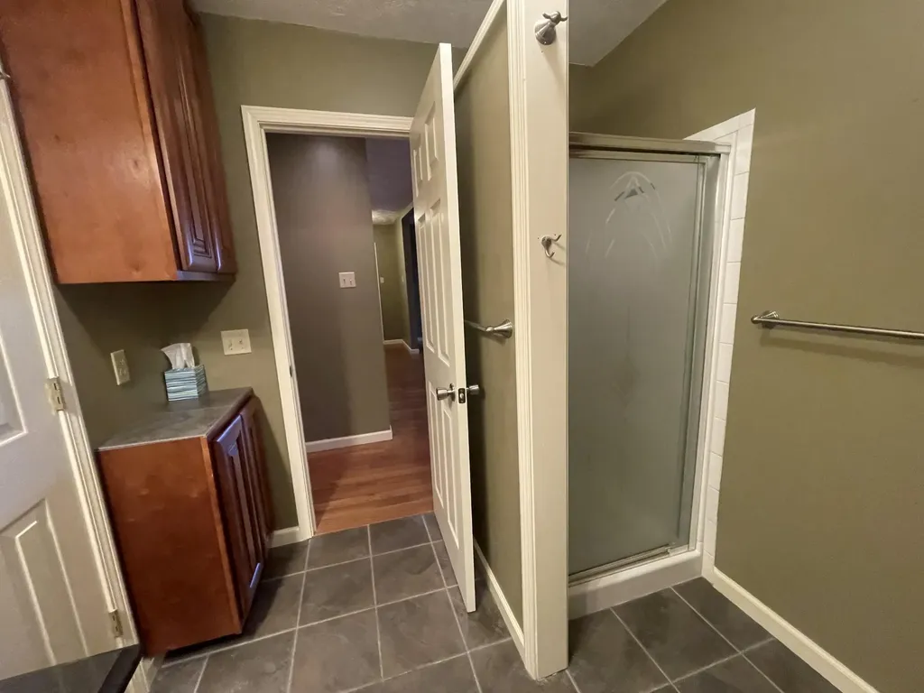 218 Lakeshore Court Spring City TN 37381