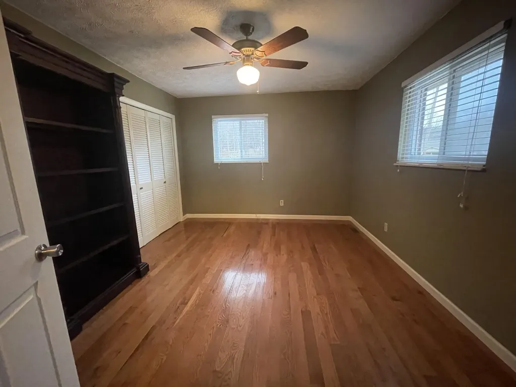 218 Lakeshore Court Spring City TN 37381
