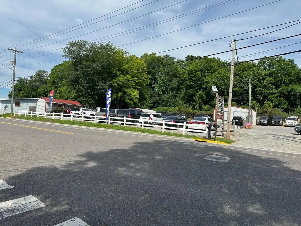 1441 Railroad Street Dayton TN 37321