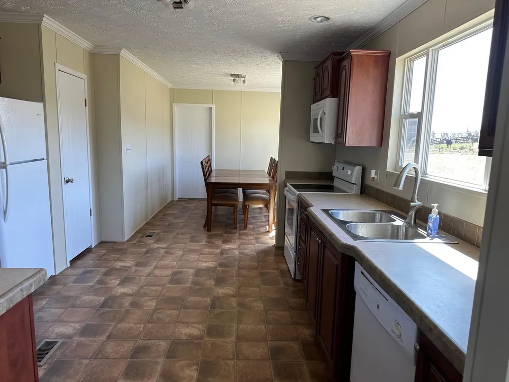 165 Tower Road Grandview TN 37337