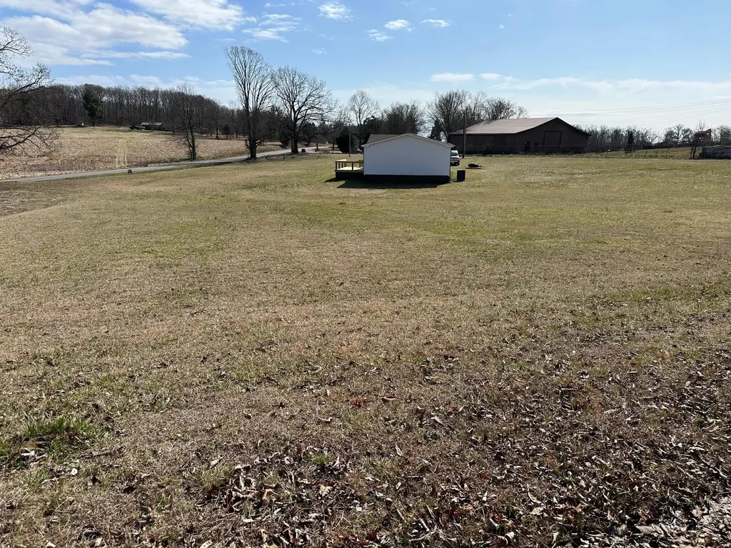 165 Tower Road Grandview TN 37337