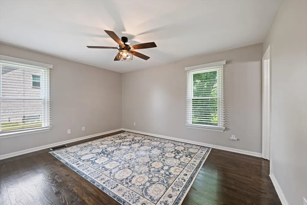 704 Redwood Circle Columbia TN 38401