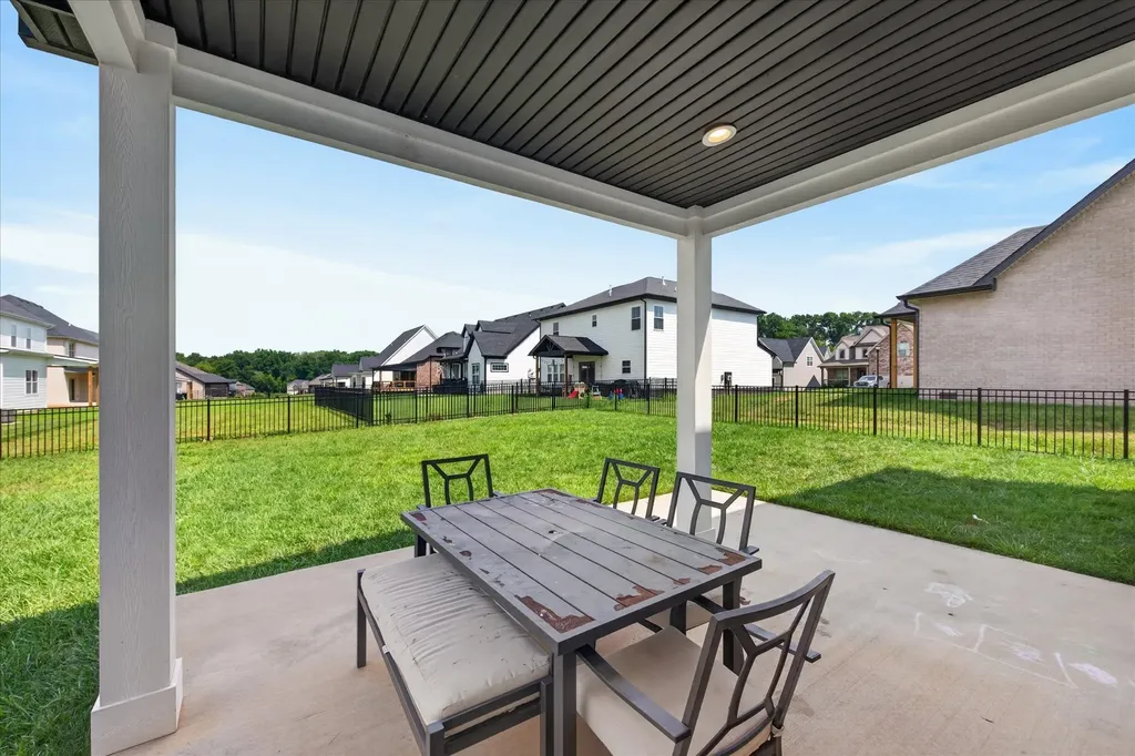 222 Bluebell Drive Clarksville TN 37043