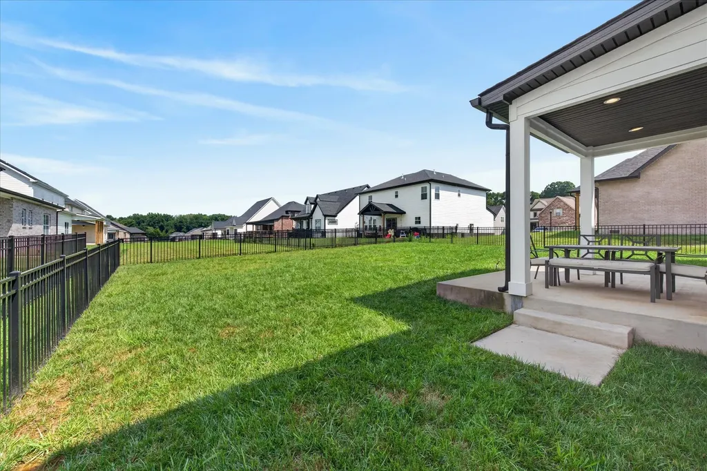 222 Bluebell Drive Clarksville TN 37043