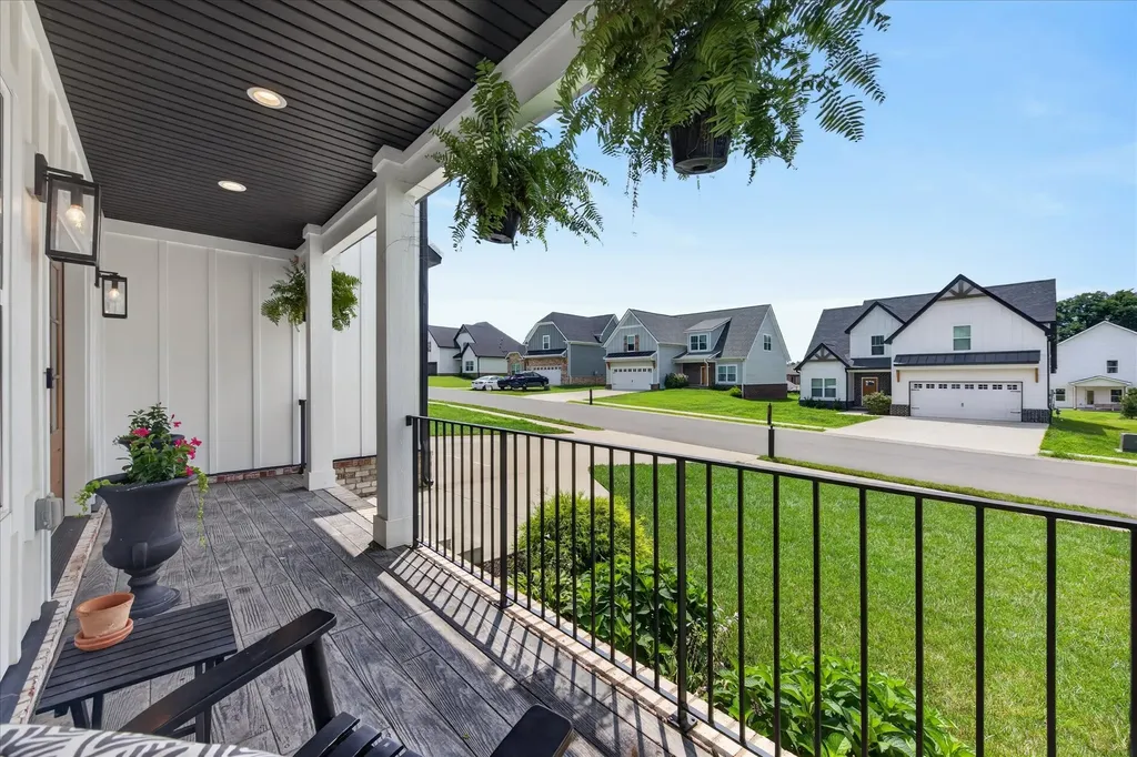 222 Bluebell Drive Clarksville TN 37043