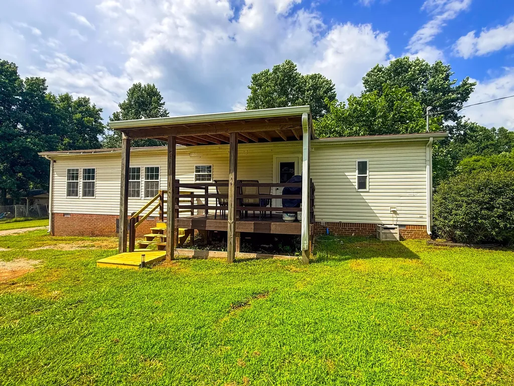 1818 Groveland Ridge Road Columbia TN 38401