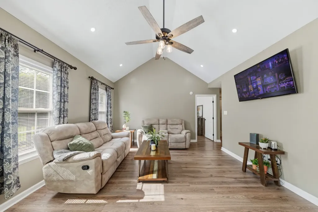 2673 Forest Run Drive Lewisburg TN 37091