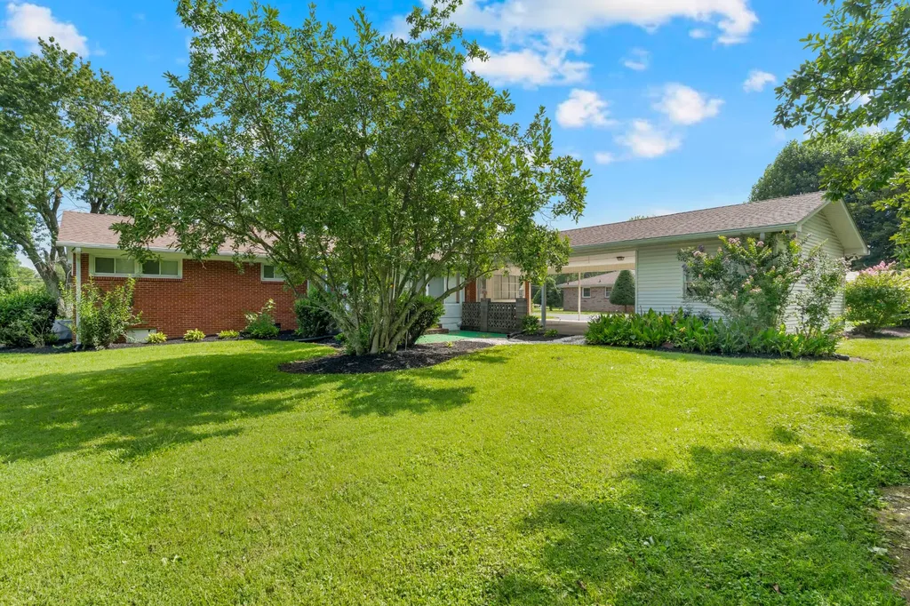 201 Cloverdale Road Shelbyville TN 37160