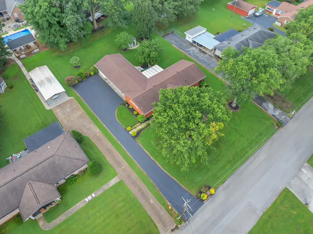 201 Cloverdale Road Shelbyville TN 37160