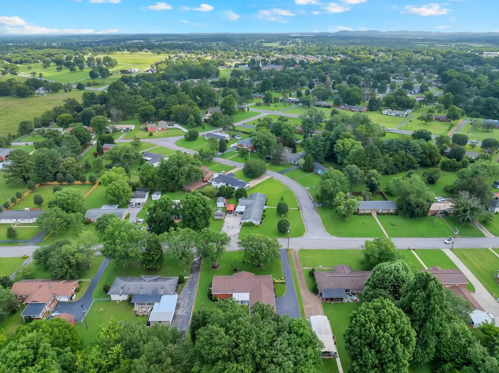 201 Cloverdale Road Shelbyville TN 37160