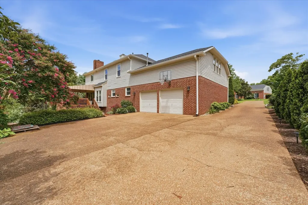 407 Springhouse Court Franklin TN 37067