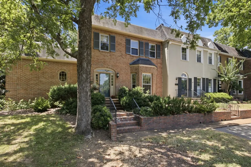 4400 Belmont Park Terrace Nashville TN 37215