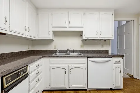 4400 Belmont Park Terrace Nashville TN 37215