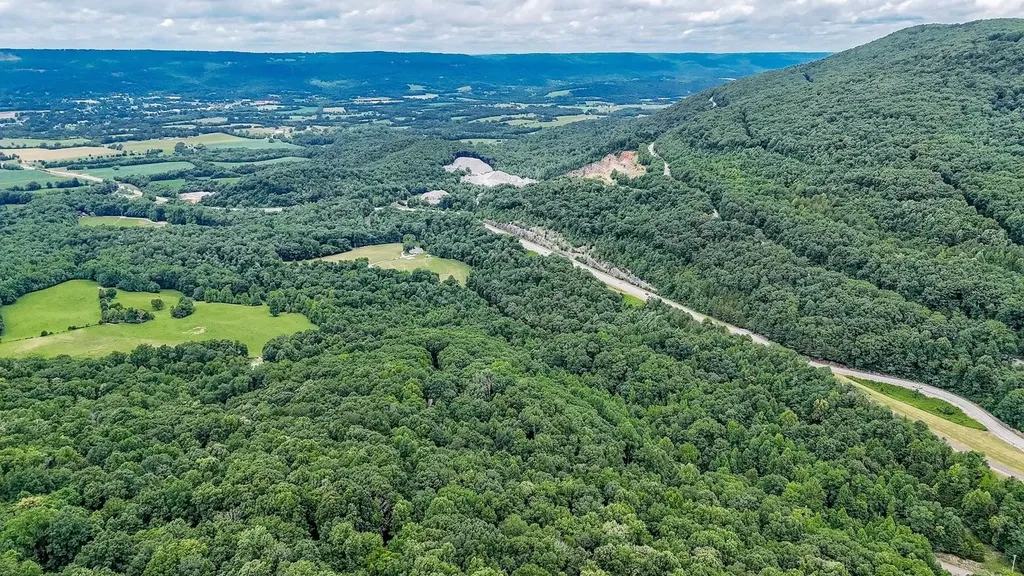 701 Cherokee Ridge Road Pikeville TN 37367