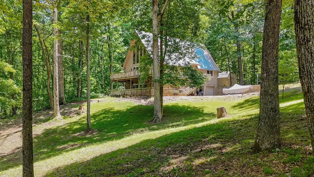 701 Cherokee Ridge Road Pikeville TN 37367