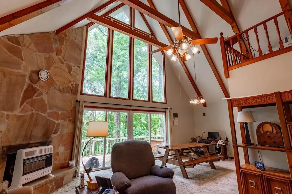 701 Cherokee Ridge Road Pikeville TN 37367