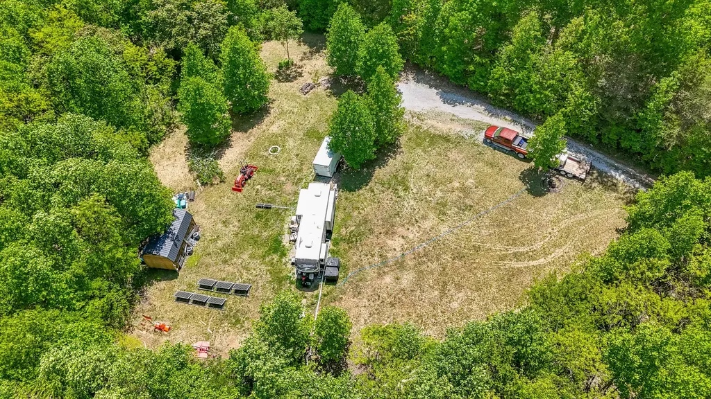 1867 Big Ridge Road Spring City TN 37381