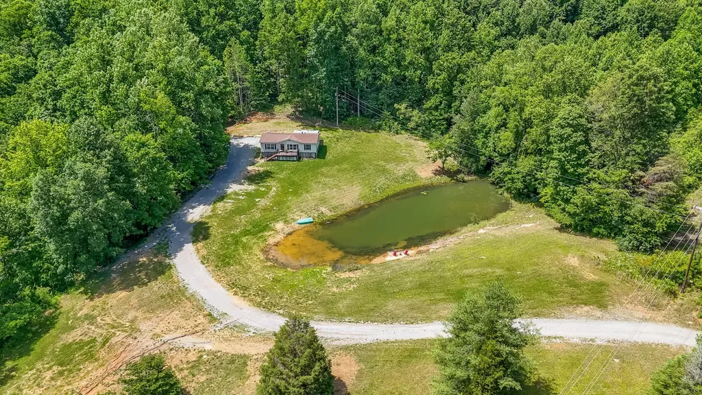 2479 Shut In Gap Road Spring City TN 37381