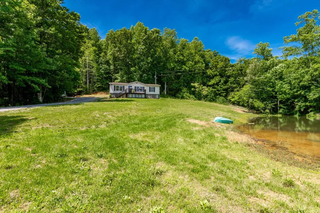 2479 Shut In Gap Road Spring City TN 37381