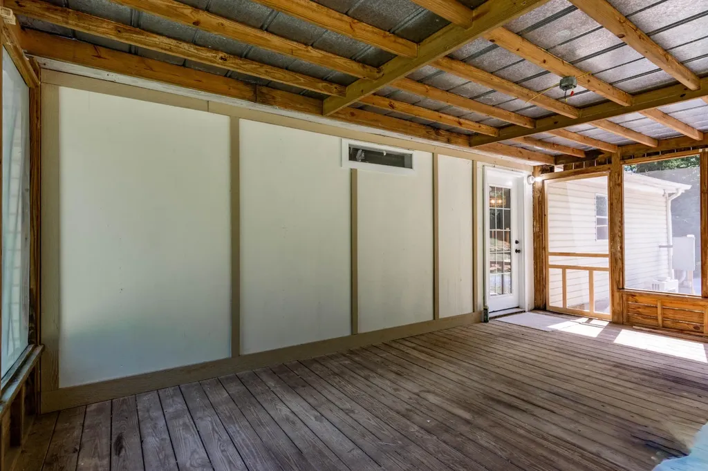 2479 Shut In Gap Road Spring City TN 37381