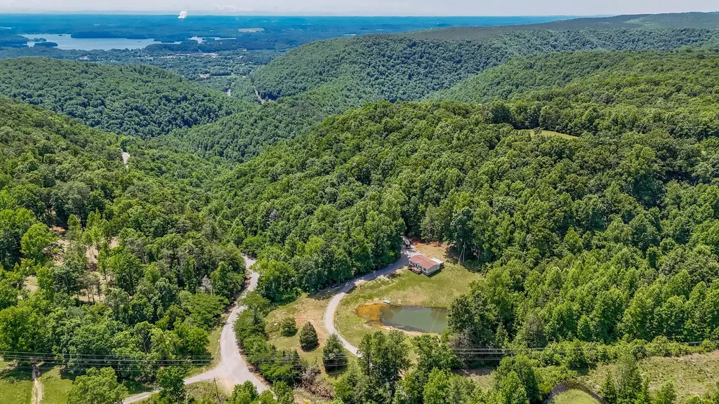 2479 Shut In Gap Road Spring City TN 37381