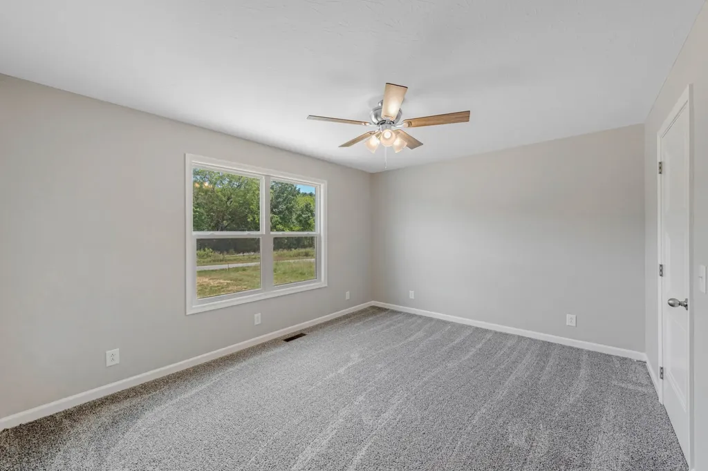 1776 Old Gallatin Road Portland TN 37148