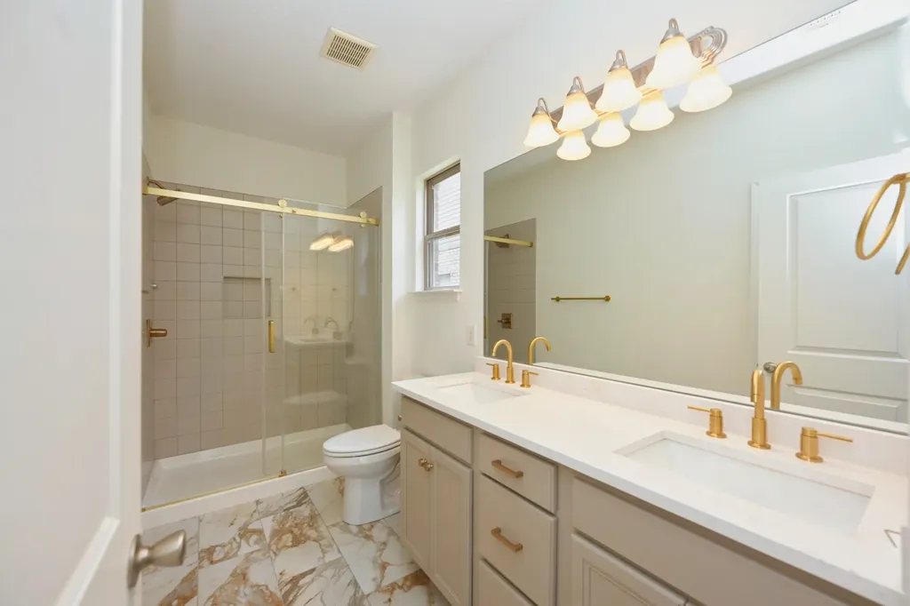 127 England Place Hendersonville TN 37075