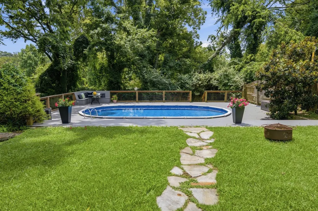 1230 Shelton Avenue Nashville TN 37216