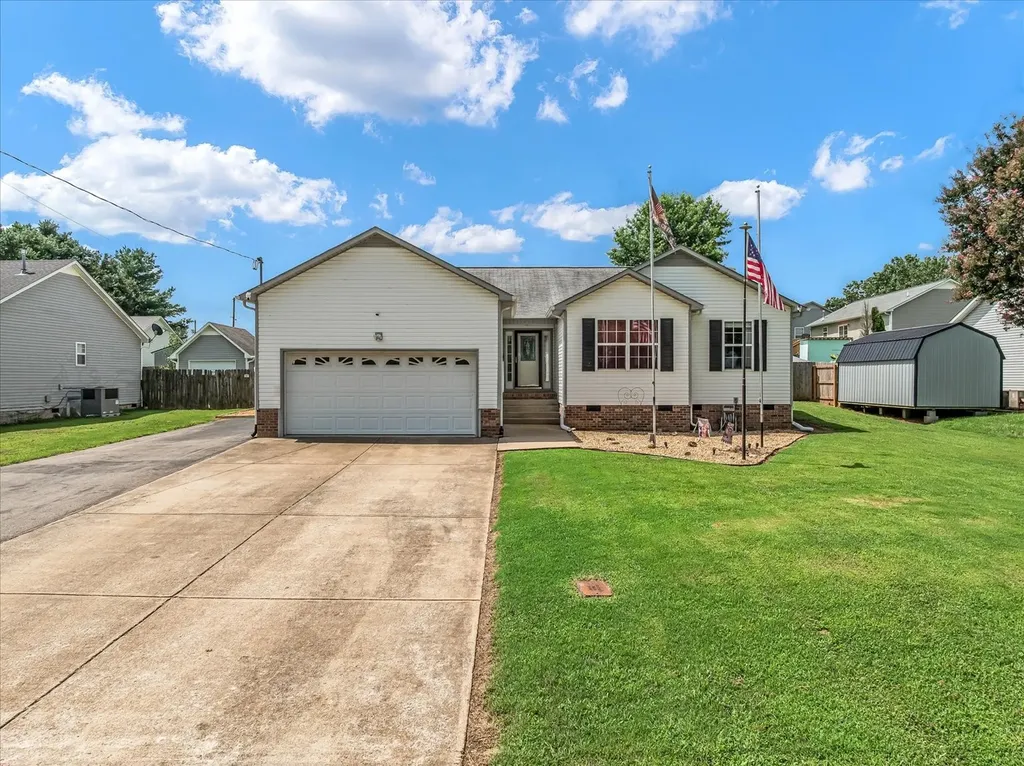 2109 Williamsport Pike Columbia TN 38401
